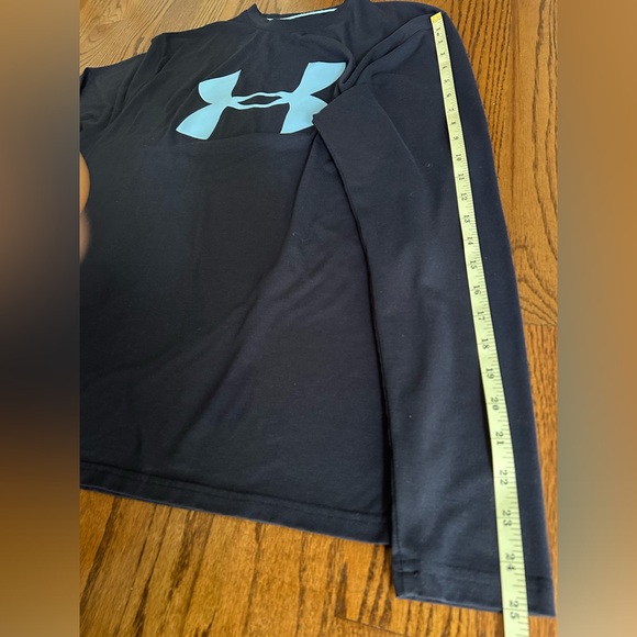 Under Armour Men’s Long Sleeve Shirt - Picture 6 of 6